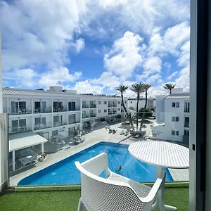  Apartment Surfing Colors Hotel&apartments Spain