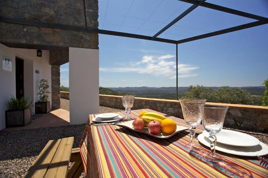 Las Tobas Higuera De La Sierra  Casa vacanze Higuera De La Sierra (Huelva)